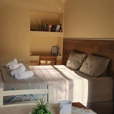 Alle'S M Shyri Studio Apartment Τίρανα Εξωτερικό φωτογραφία