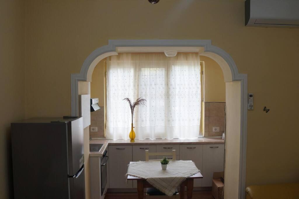 Alle'S M Shyri Studio Apartment Τίρανα Εξωτερικό φωτογραφία