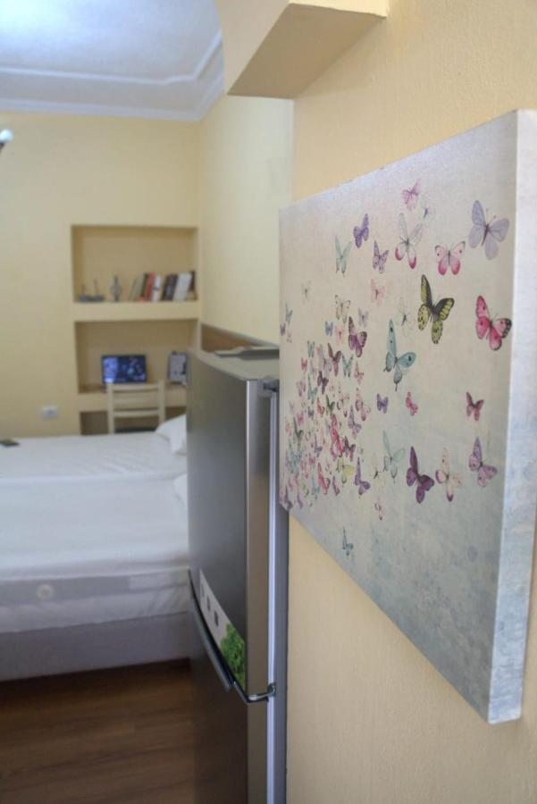 Alle'S M Shyri Studio Apartment Τίρανα Εξωτερικό φωτογραφία