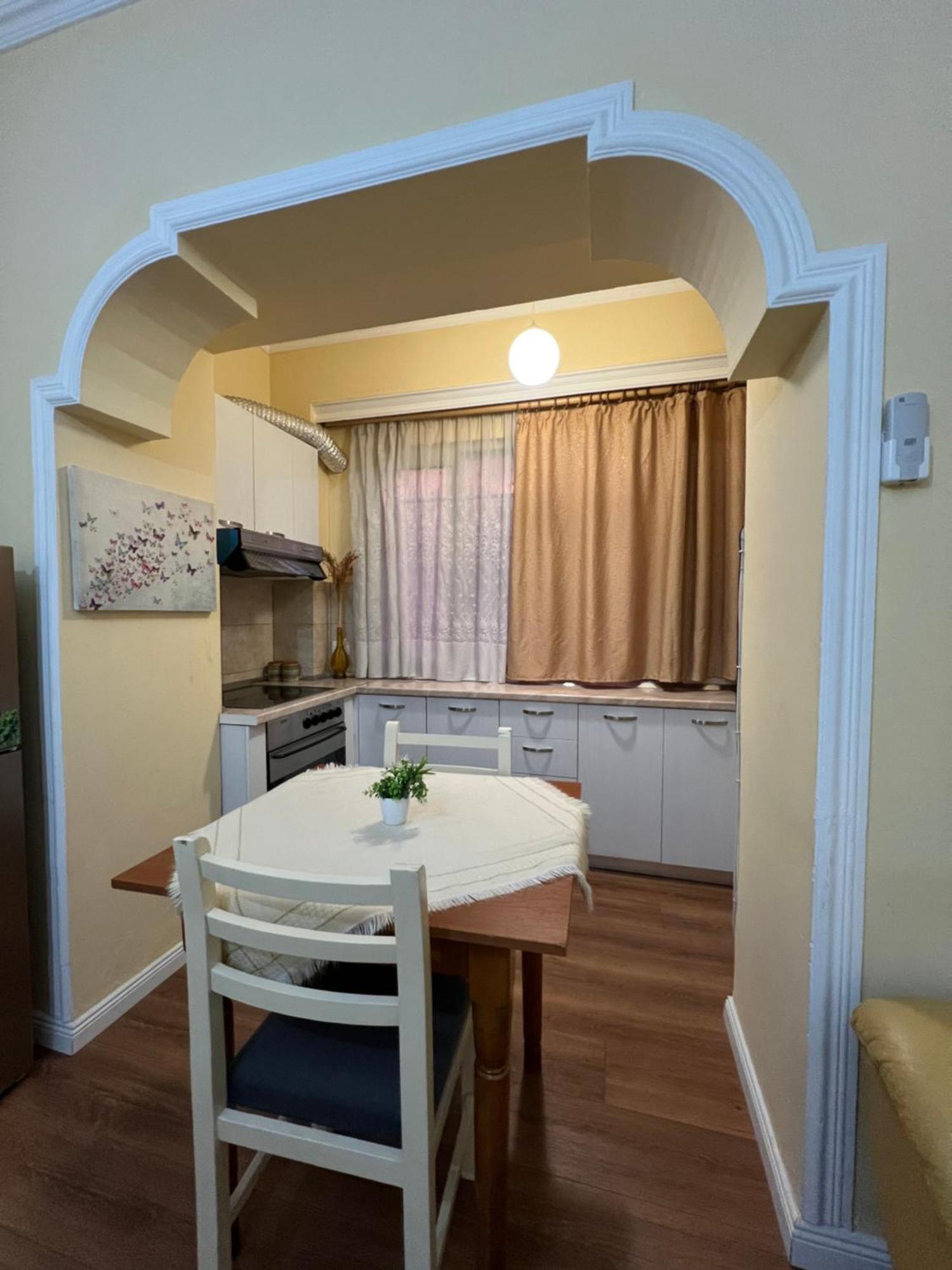 Alle'S M Shyri Studio Apartment Τίρανα Εξωτερικό φωτογραφία